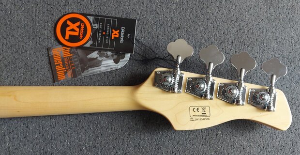 Sire Marcus Miller V7 2nd generation alder 4-snarige basgitaar, linkshandig