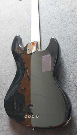 Sire Marcus Miller V7 2nd generation alder 4-snarige basgitaar, linkshandig