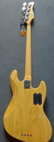 Sire Marcus Miller V7 linkshandig, swamp ash 4-string natural, tijdelijk met gevoerde hoes