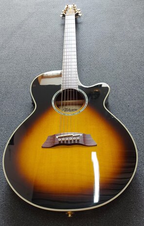 Takamine TN138C Sunburst Thinline met koffer