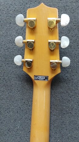Takamine GJ-72CE NAT electro-akoestische Jumbo gitaar met cutaway
