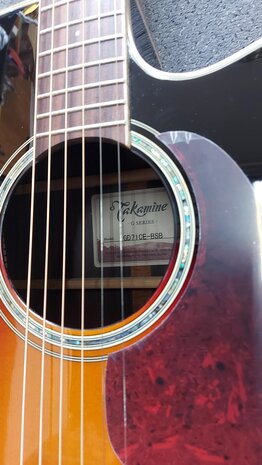 Takamine GD71CE-BSB elektrisch-akoestische westerngitaar 