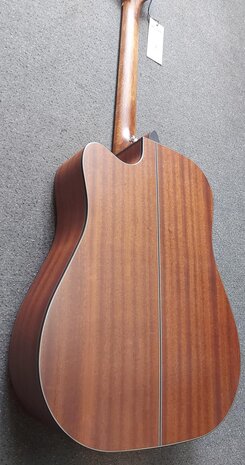 Takamine GD10CENS Dreadnought gitaar met cutaway en element