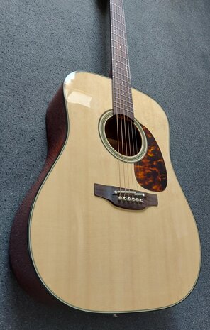 Takamine FT340BS limited edition