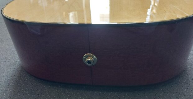 Takamine FT340BS limited edition