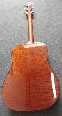 Takamine FT340BS limited edition