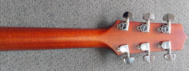 Takamine FT340BS limited edition