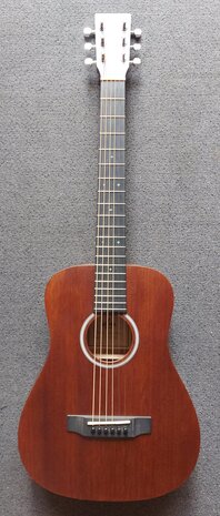 Sigma TM-15+ Traveler gitaar massief mahonie met dikke hoes