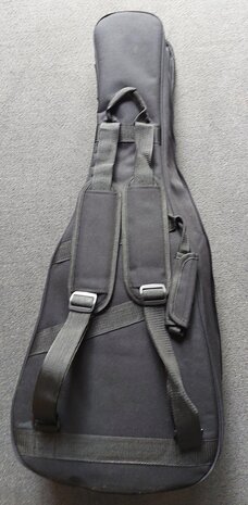 Sigma TM-15+ Traveler gitaar massief mahonie met dikke hoes