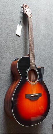Takamine GF15CEBSB electro-akoestische Folk gitaar met cutaway