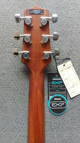 Takamine GF30CEBSB electro-akoestische Folk gitaar met cutaway