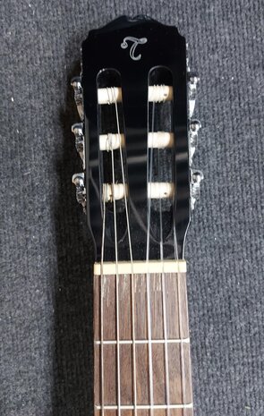 Takamine GC2CE-BLK electro-akoestische nylonsnarige gitaar
