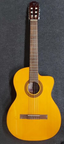 Takamine GC1CENAT Klassieke gitaar Cutaway Electro