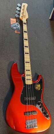Sire Marcus Miller V7 Vintage 4-snarige basgitaar, helder metallic rood