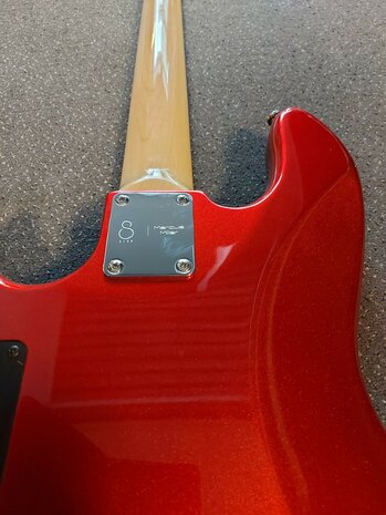 Sire Marcus Miller V7 Vintage 4-snarige basgitaar, helder metallic rood