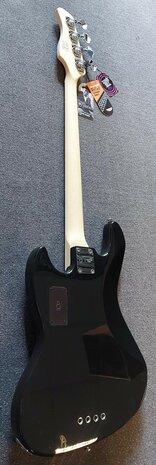 Sire Marcus Miller V7+ 2nd Gen Series 4-snarige basgitaar, zwart / black
