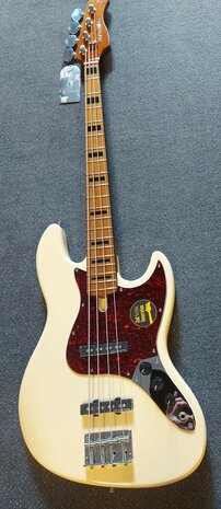 Sire Basses V5 Series Marcus Miller basgitaar, Vintage White