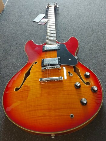 Sire H7 Series Larry Carlton electric archtop, Cherry Sunburst