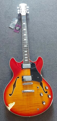 Sire H7 Series Larry Carlton electric archtop, Cherry Sunburst