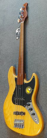 Sire Marcus Miller V5 fretless alder 4-string passive bass guitar natural