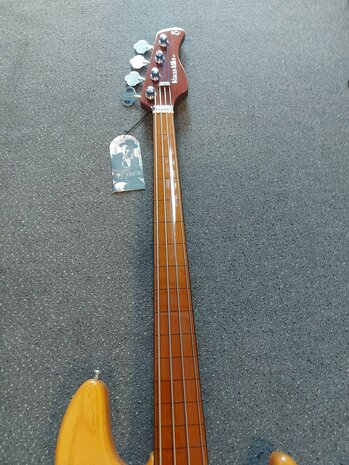 Sire Marcus Miller V5 fretless alder 4-string passive bass guitar natural