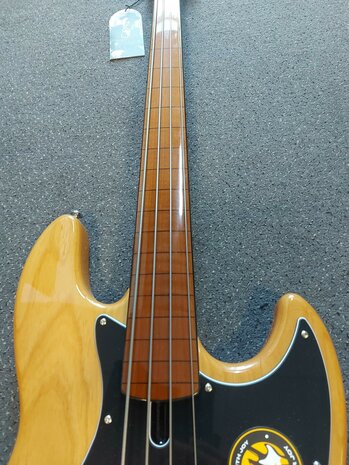Sire Marcus Miller V5 fretless alder 4-string passive bass guitar natural