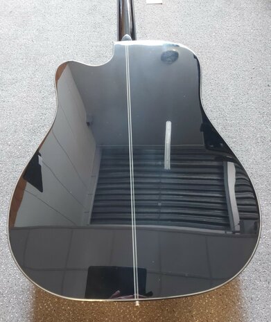 Takamine GD30CEBLK electro-akoestische Dreadnought met cutaway
