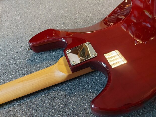 Sire Basses V7+ Series Marcus Miller fretless basgitaar Tobacco Sunburst