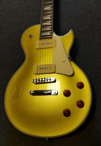 Sire Larry Carlton L7V Goldtop met P90 elementen