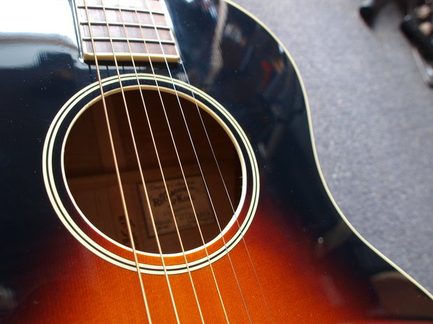 Recording King Acoustic Guitar All Solid Troubadour Sunburst