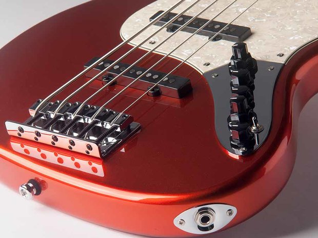 Sire Marcus Miller V7 Vintage alder 5-string bass guitar bright metallic red