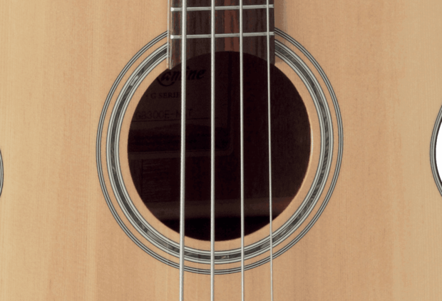 Takamine GB30CENAT Electro-akoestische basgitaar met cutaway