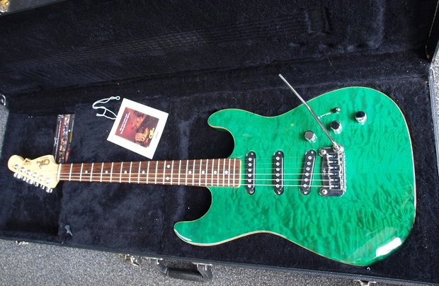 G&L Legacy S500 DLX Clear Forest Green RW USA met certificaat van echtheid