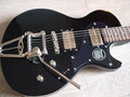 Richwood-Master-Series-electric-guitar-Retro-Special-Tremola-Millwood-Black